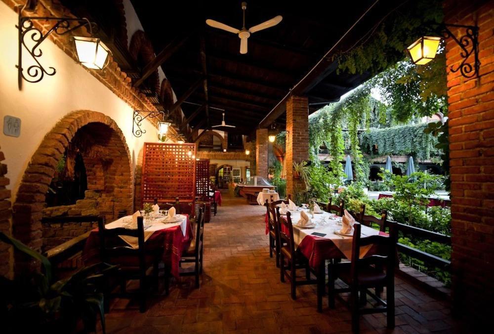 Hotel Restaurant Bujtina E Gjelit Tirana Exterior photo