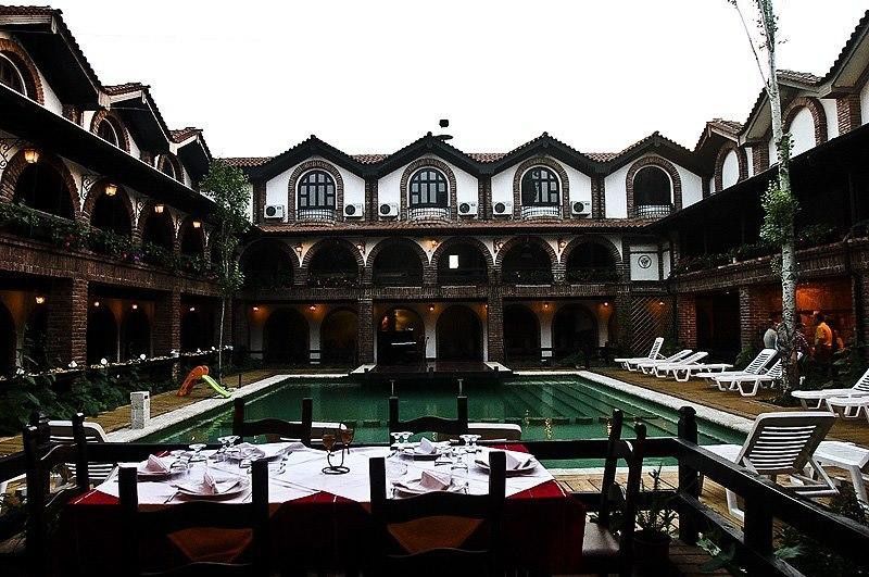 Hotel Restaurant Bujtina E Gjelit Tirana Exterior photo